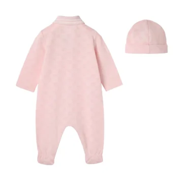 Նվերի կոմպլեկտ